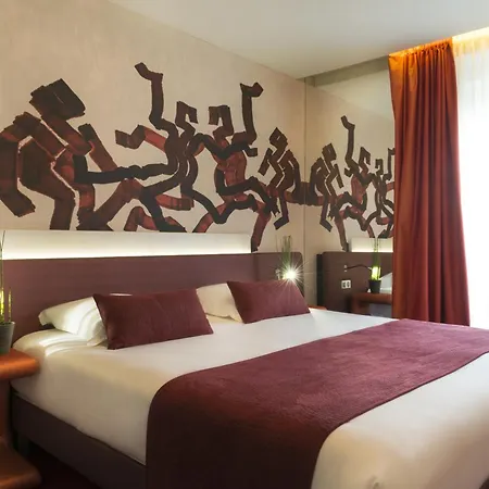 Le Bon Отель Нёйи-сюр-Сен