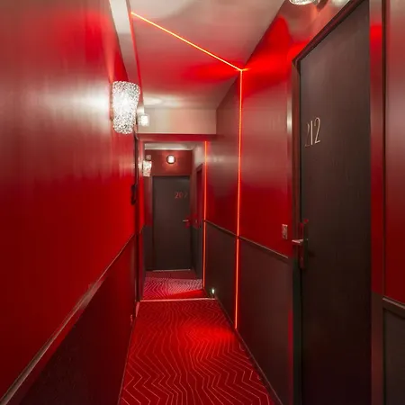 Le Bon Нёйи-сюр-Сен