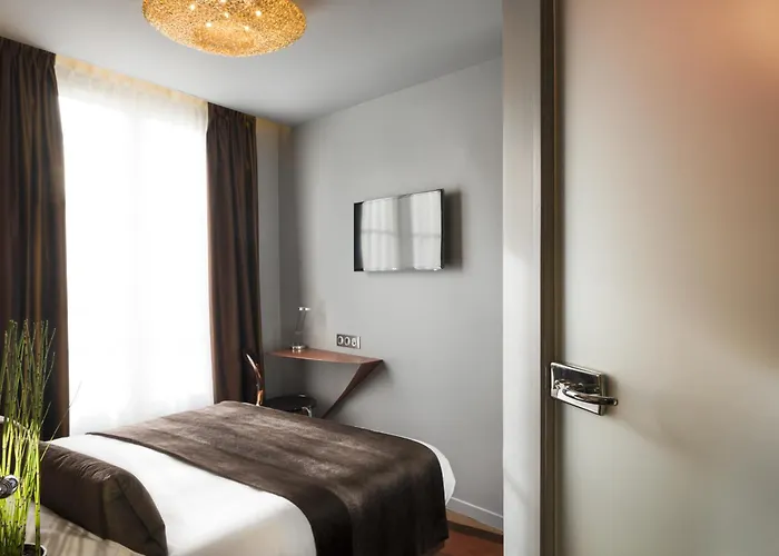 Le Bon Hotel Neuilly-sur-Seine