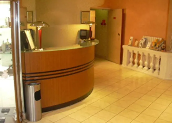 Le Bon Hotel Neuilly-sur-Seine